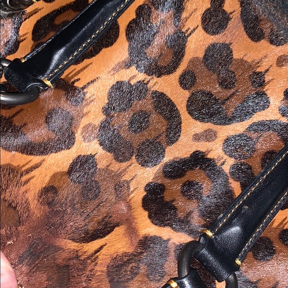 Coach - Picture 6 of 6